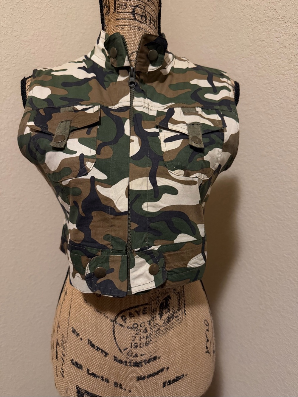 Voice Camouflage Button-Front Top in Green Camo